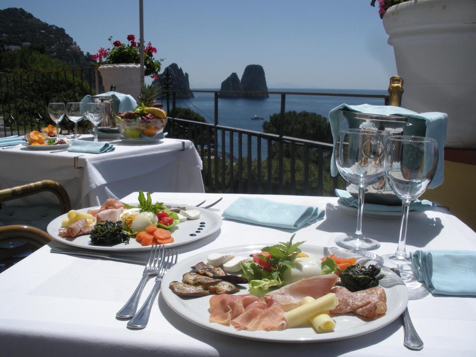 Hotel Weber Ambassador Capri Buitenkant foto