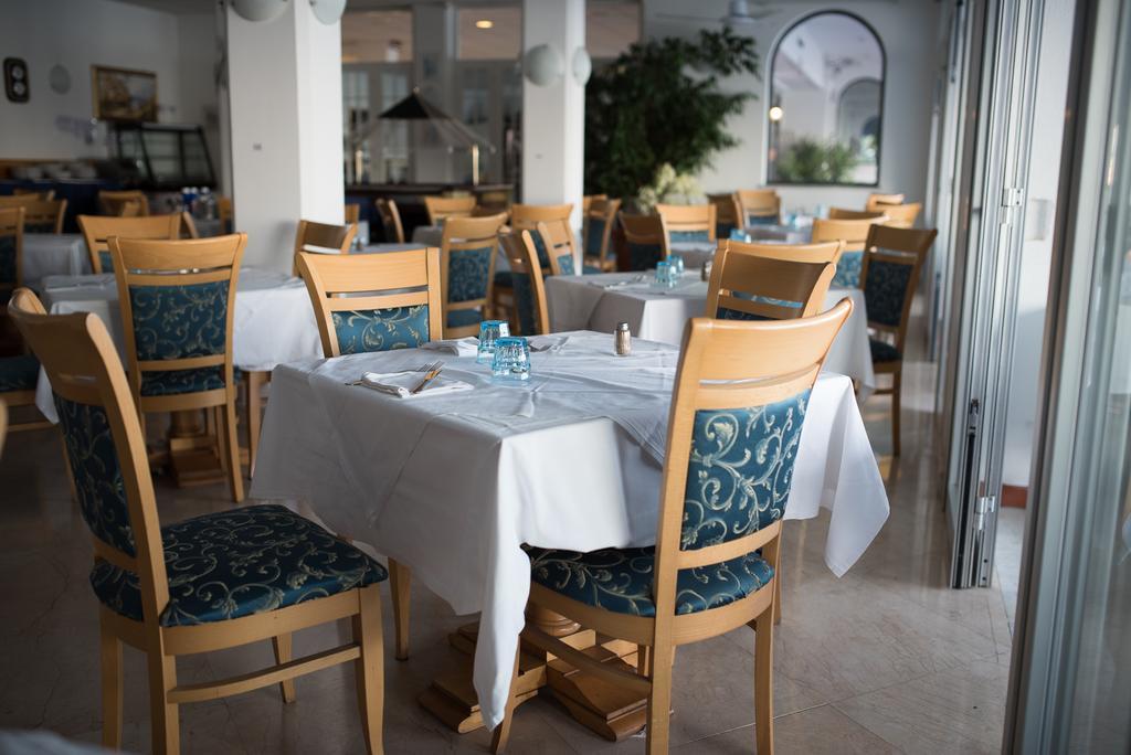 Hotel Weber Ambassador Capri Buitenkant foto